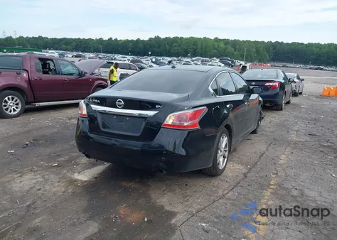 2015 Nissan Altima 2.5 Sv z USA, uszkodzony, nr VIN 1N4AL3AP1FC462704